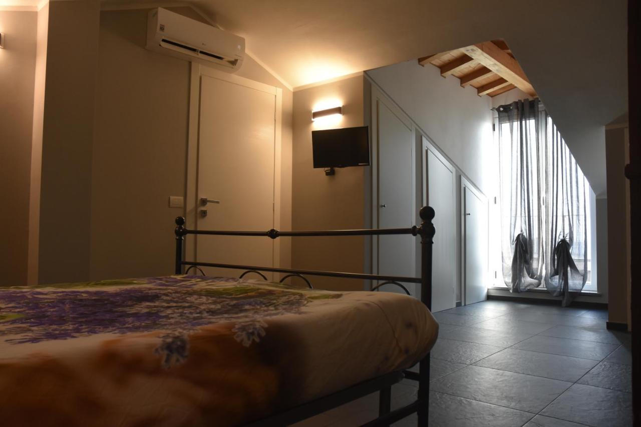 Ferienwohnung Collina Di Cloe Guarene Exterior foto