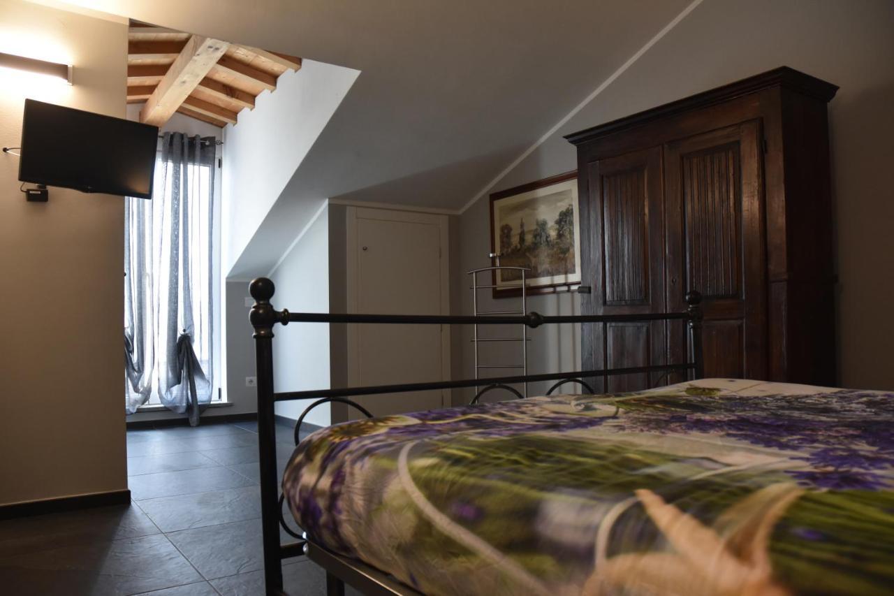 Ferienwohnung Collina Di Cloe Guarene Exterior foto